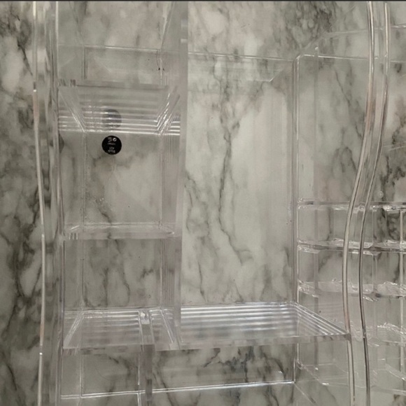 Makeup Organizers - Picture 3 of 4